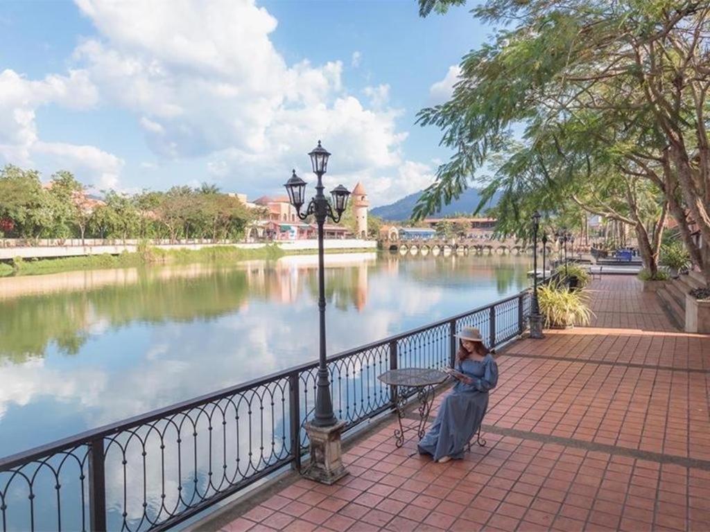 The Verona At Tub Lan Hotel Si Maha Phot Exterior photo